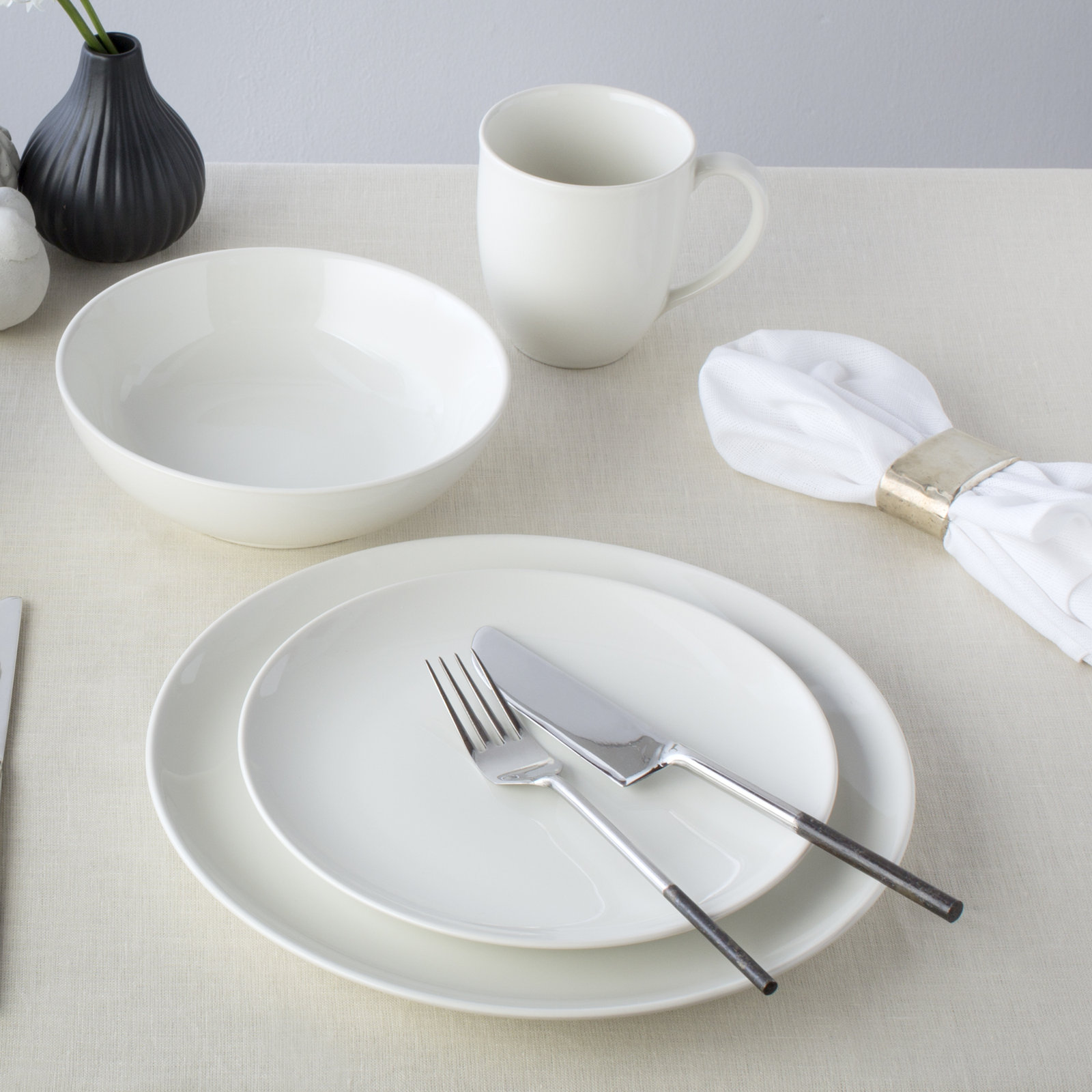 Noritake Colorwave Coupe 4-Piece Place Setting, Service for 1, Naked