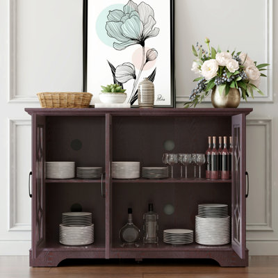 Armoire spacieuse avec tablettes réglables, pour un rangement et une présentation polyvalents