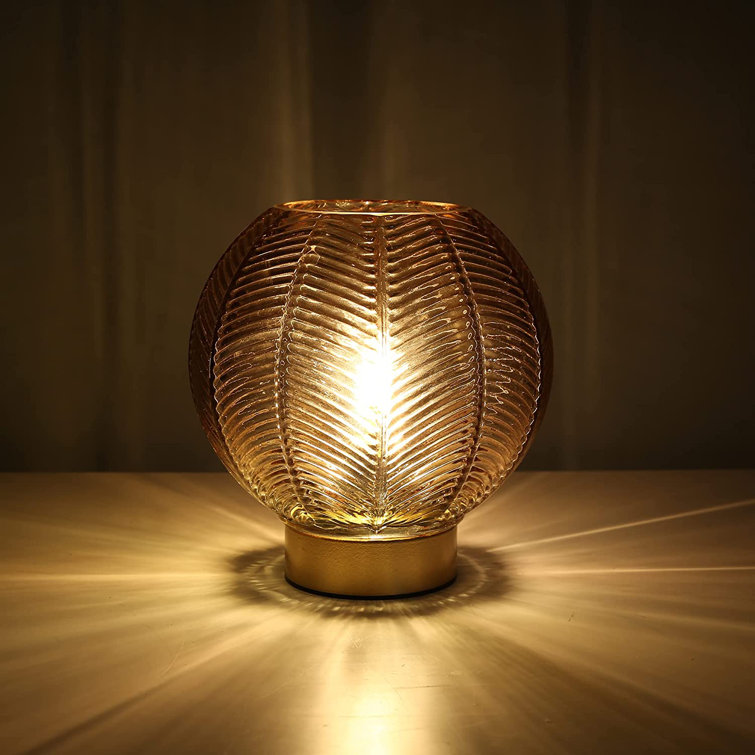 Wrought Studio Lampe de table à pile avec minuterie, lampes de table sans  fil avec ampoule à DEL, lampe de nuit alimentée par pile, petites lampes de  table décoratives pour le salon