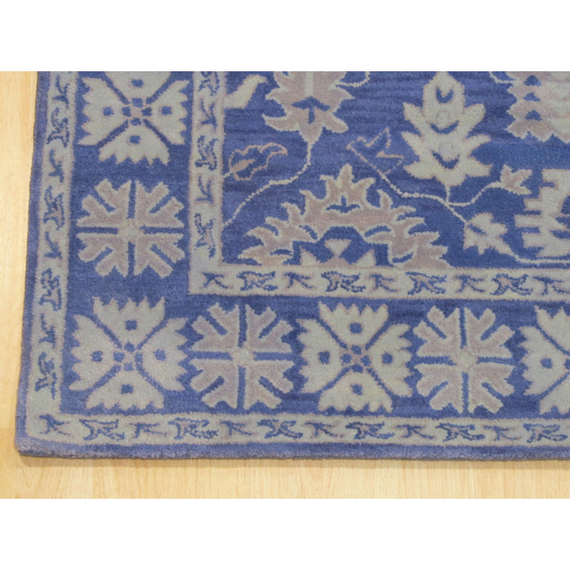Hand Tufted Wool Floral Area Rug in Blue, 9' x 12'
