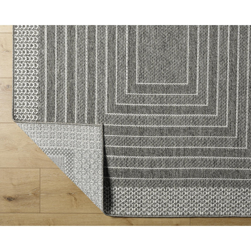 Geometric Indoor / Outdoor Rug, Rectangle 1'11" x 2'11"