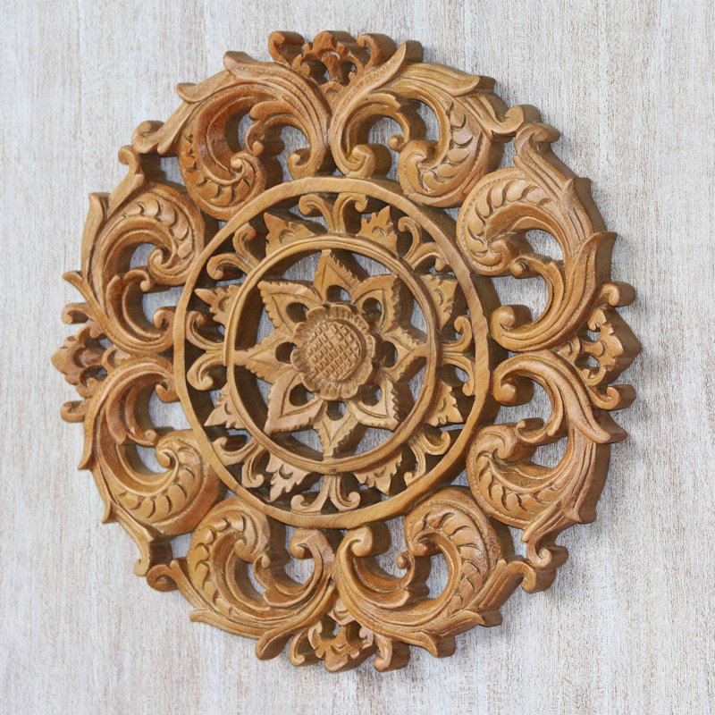 Panneau de suspension en bois de cœur lotus