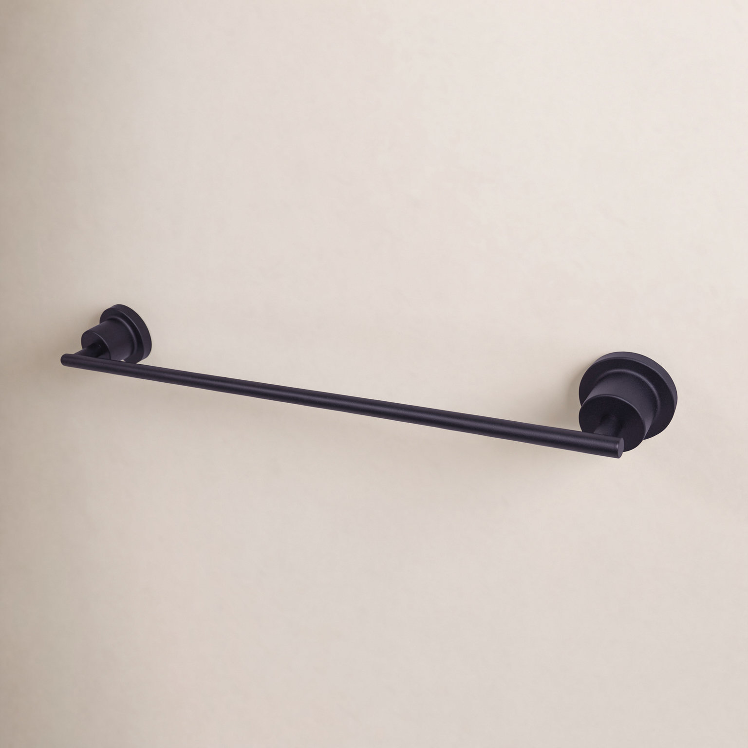 Concord 18" Towel Bar, Matte Black