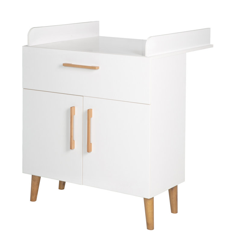 Mick Changing Table