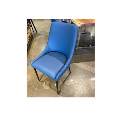 Chaise rembourrée en cuir véritable Ibbe