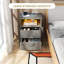 Table de chevet cannelée à 2 tiroirs avec station de charge et lumière DEL Lark Manor ™ (ensemble de 2)-115659415