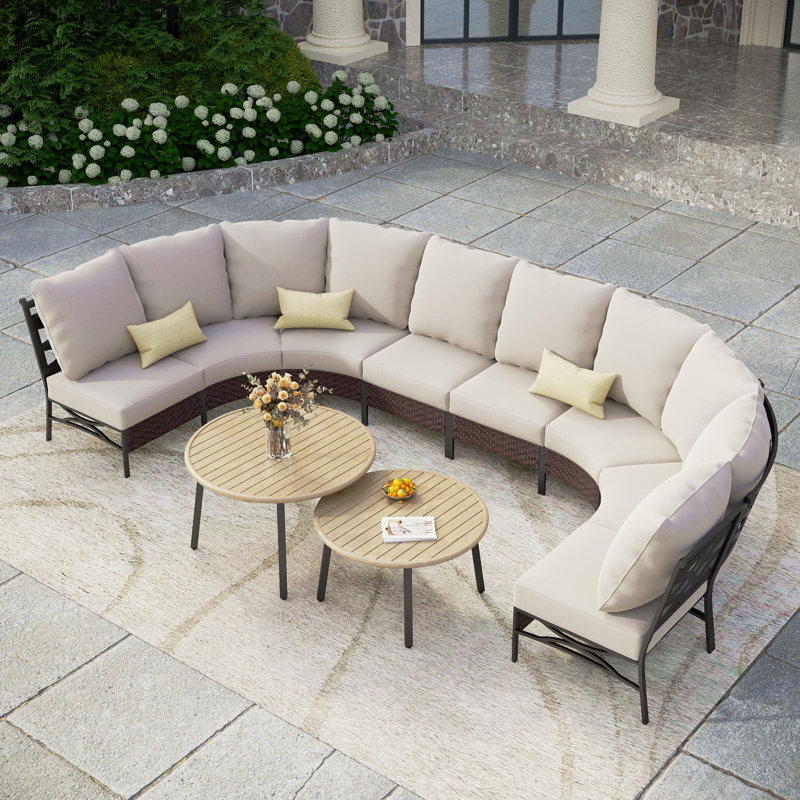 Ensemble de mobilier d'extérieur courbé pour l'extérieur - osier brun, coussins gris et table basse