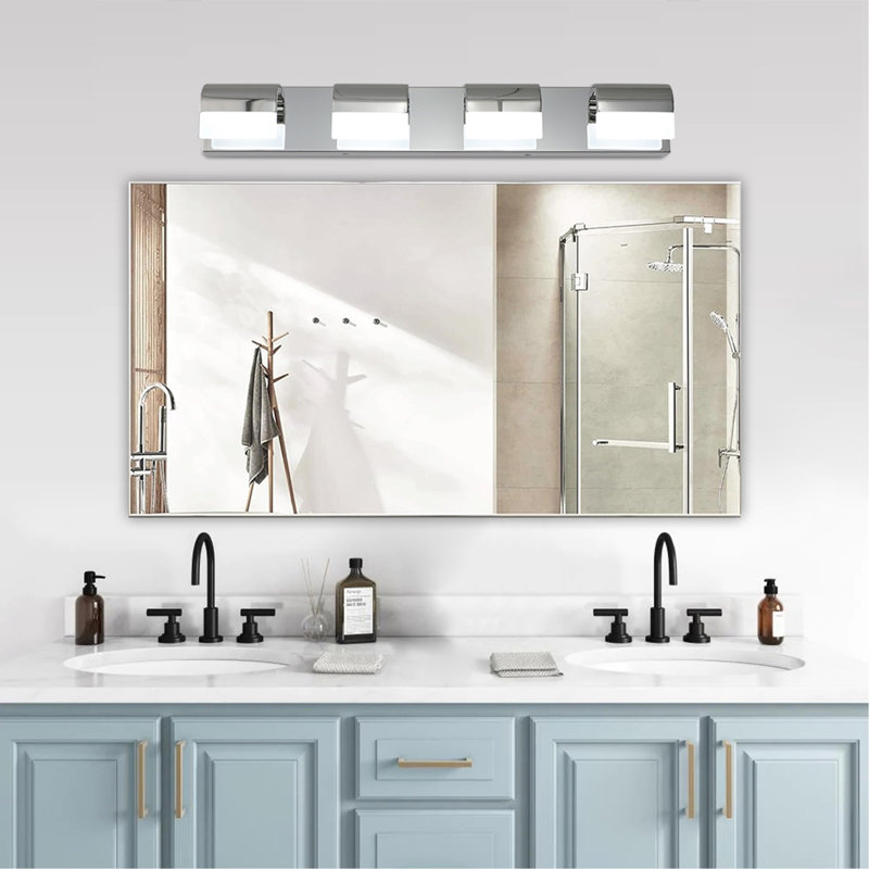 Éclairage mural pour salle de bain 4 lumières DEL Modern, Chrome, 4 Lights