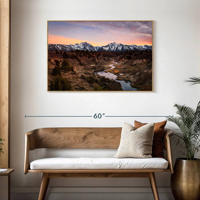 Rivière et montagnes enneigées, Cadre flottant en bois naturel, 43 po x 29 po