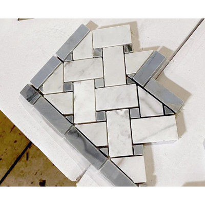 Bordure de coin blanche Carrara
