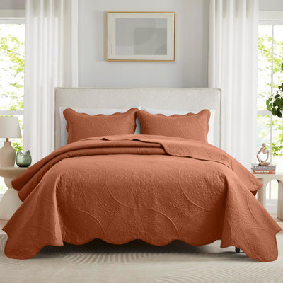 Soft Microfiber Ultrasonic Quilted Bedspread With Matching Shams