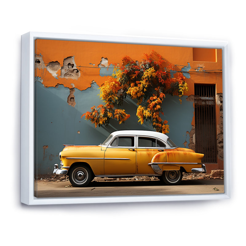 Voiture classique jaune Cuba, Cadre flottant blanc, H 16 po x l 32 po x P 1 po