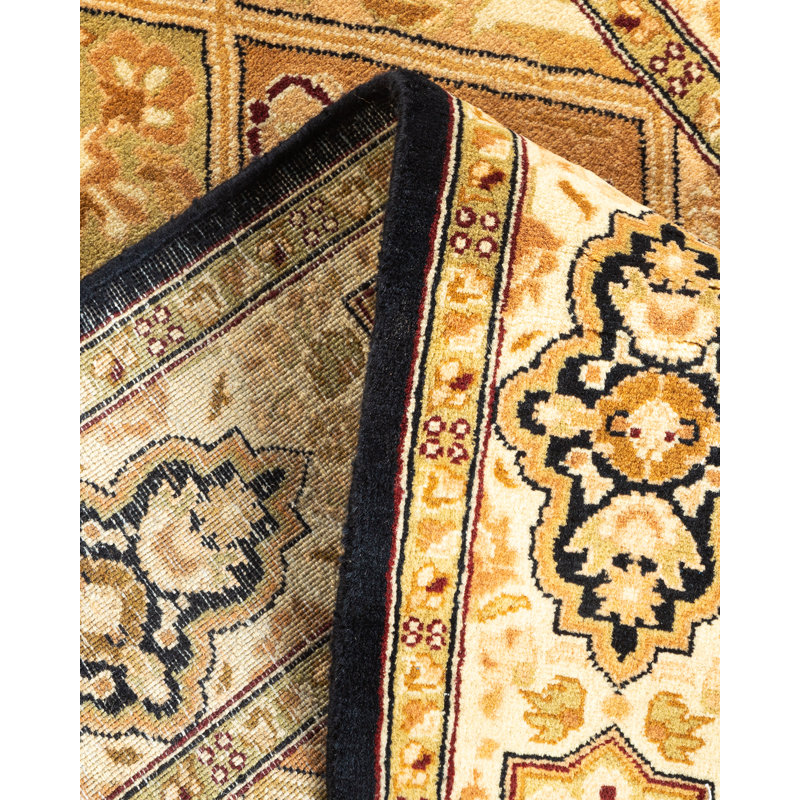 Classic One-of-a-Kind 2' 8" X 4' 2" Hand Knotted Area Rug