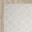 Tapis beige touffeté à la main à motif géométrique Latine-17988441