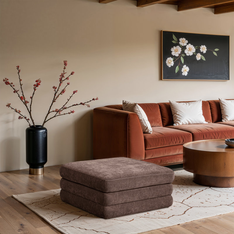 Repose-pieds modulaire en tissu chenille Vredenburgh, Tissu chenille brun