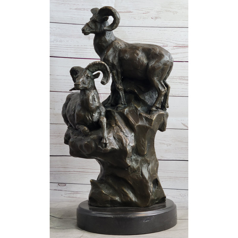 Figurines et sculptures