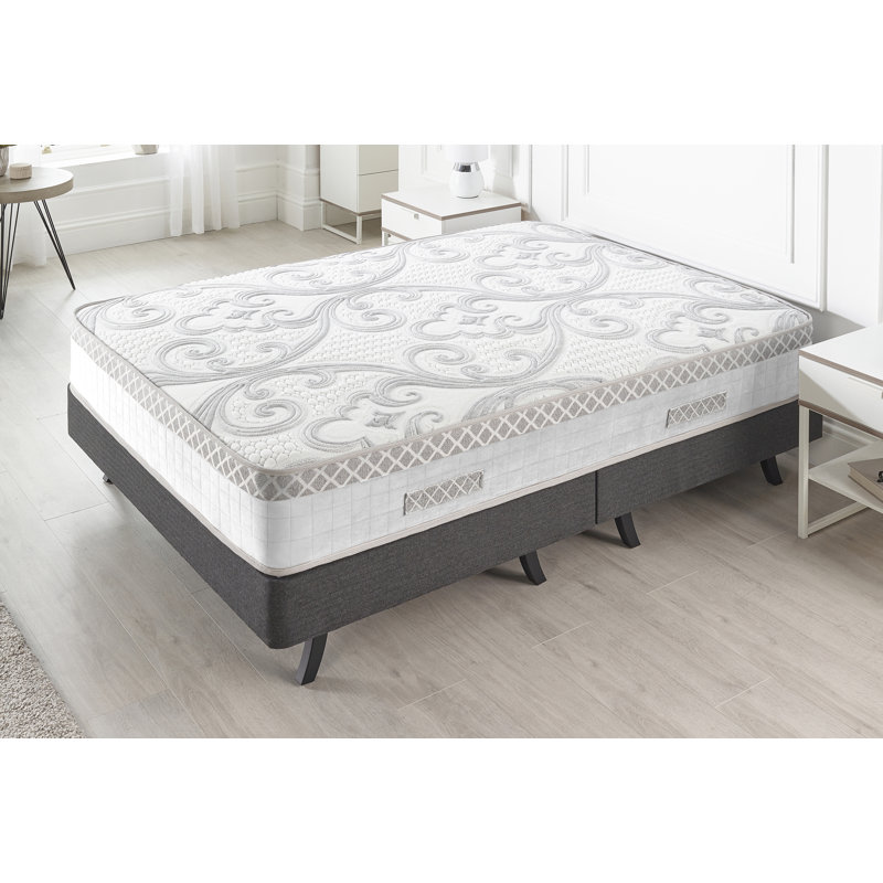 Floral Hybrid 28cm Memory Foam Pocket Spring Mattress Designed For The Ultimate Sleep, Double (4'6)