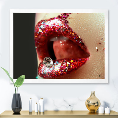 Artistic Woman Lips Make-up - Photographie sur toile