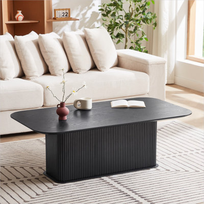 Table basse noire mate pour les salons modernes, plateau rectangulaire en bois manufacturé avec base en acier, style transitionnel de 51 po de largeur