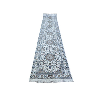 2'8 x 23'6 Runner Hand Knotted Ivory Fine Nain With Silk Oriental Rug G14777