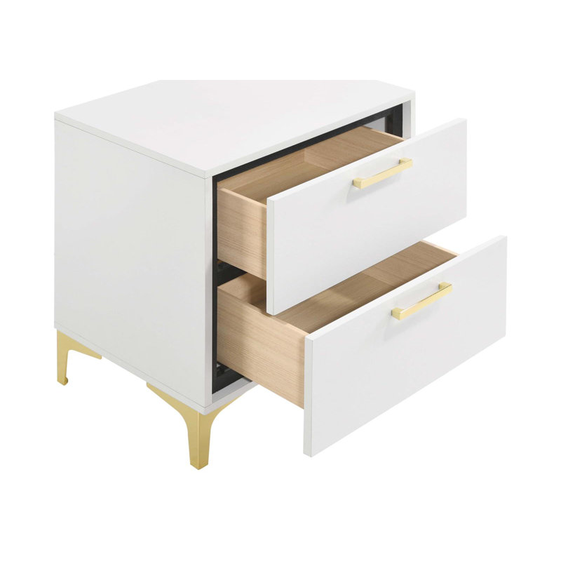 Paulk Piece Bedroom Set, White, California King, 5 Pcs: Dresser; Mirror; Bed; Nightstand; Chest
