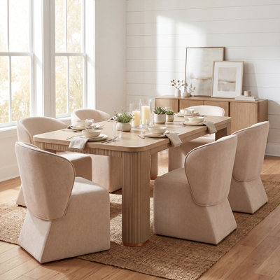 Ensemble de table de salle à manger 6 personnes Aurelio avec chaises rembourrées et plateau en bois