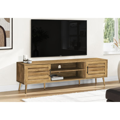 Meuble télé 72 po en stratifié noyer comme meuble audio-vidéo pour salon avec armoire de rangement et pieds en bois massif noir incliné