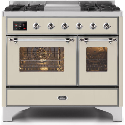 Cuisinière à double combustible de 40 po avec 6 brûleurs scellés et plaque chauffante ILVE Majestic II Series