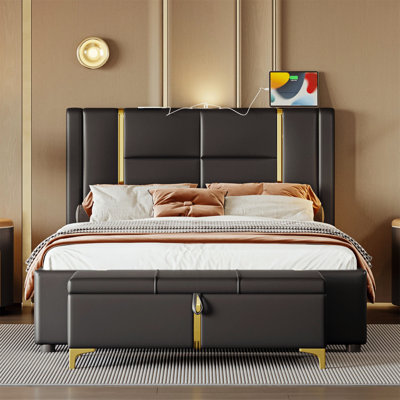 Sophisticated Bedroom Set with Multifunctional Elements for Enhanced Comfort