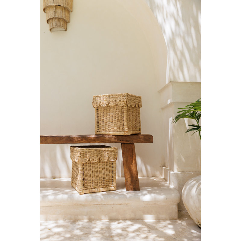 Scallop Storage Rattan Bin With Lid
