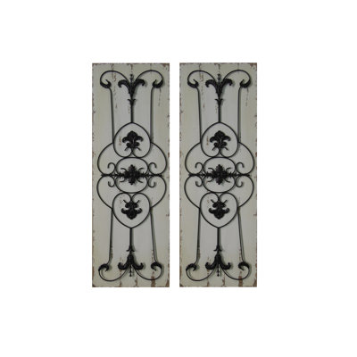 Traditional Wall Decor on Wood