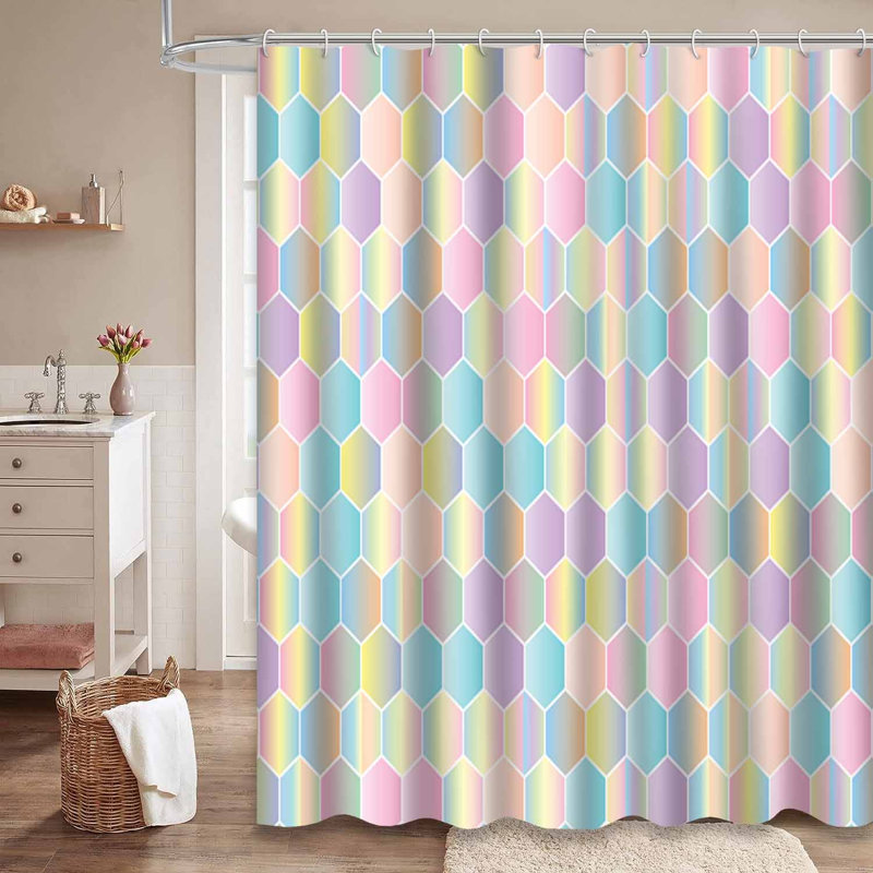 Rideau de douche hexagonal complet à motif géométrique avec 12 crochets, L 72 po x l 78 po