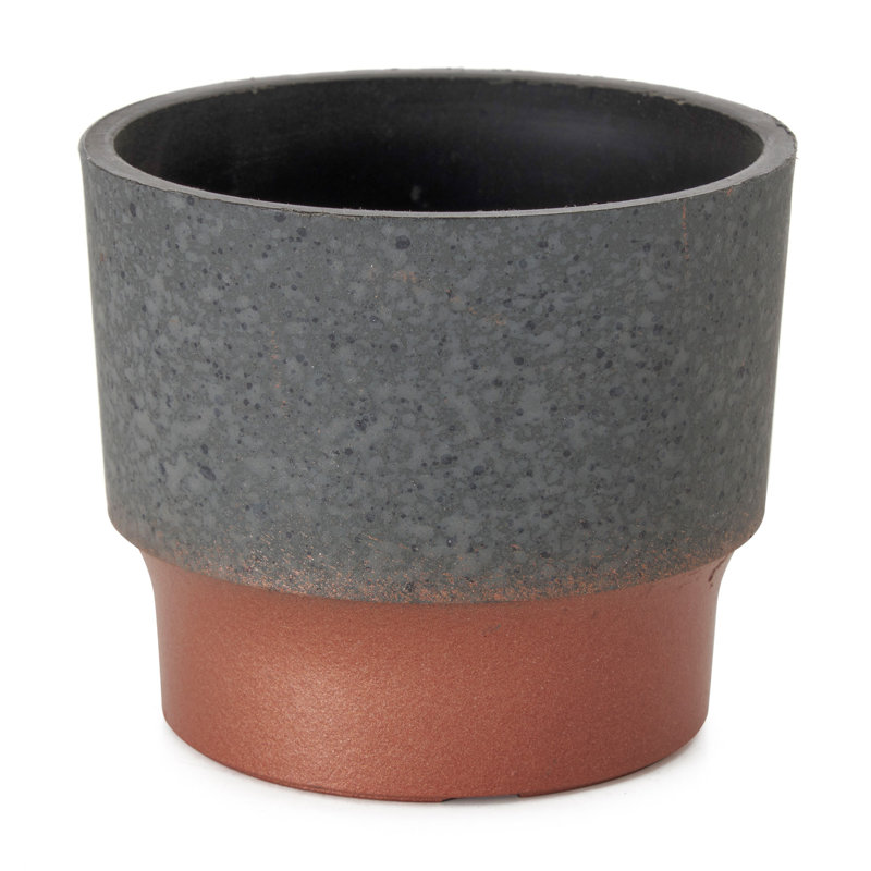 Javette Pot Planter