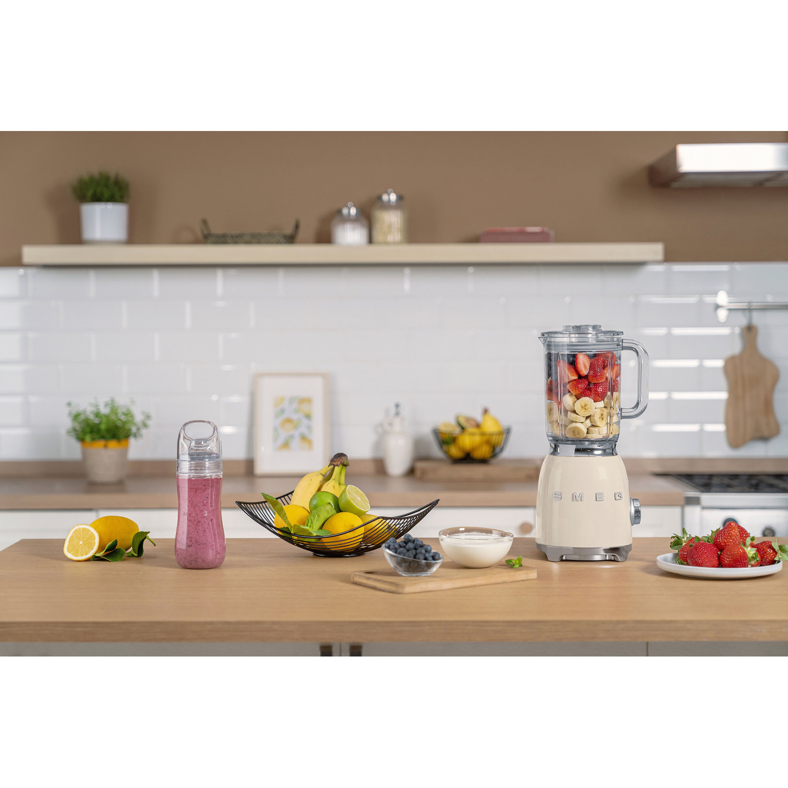 SMEG 50's Retro Style Countertop Blender, Cream