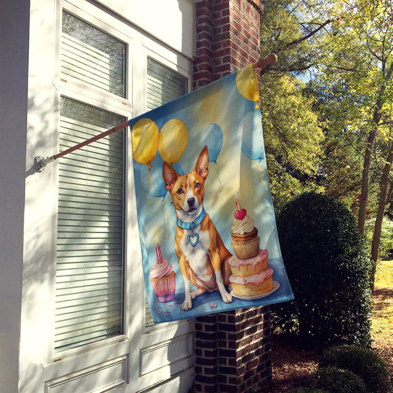 Drapeau «Happy Birthday House», Basenji