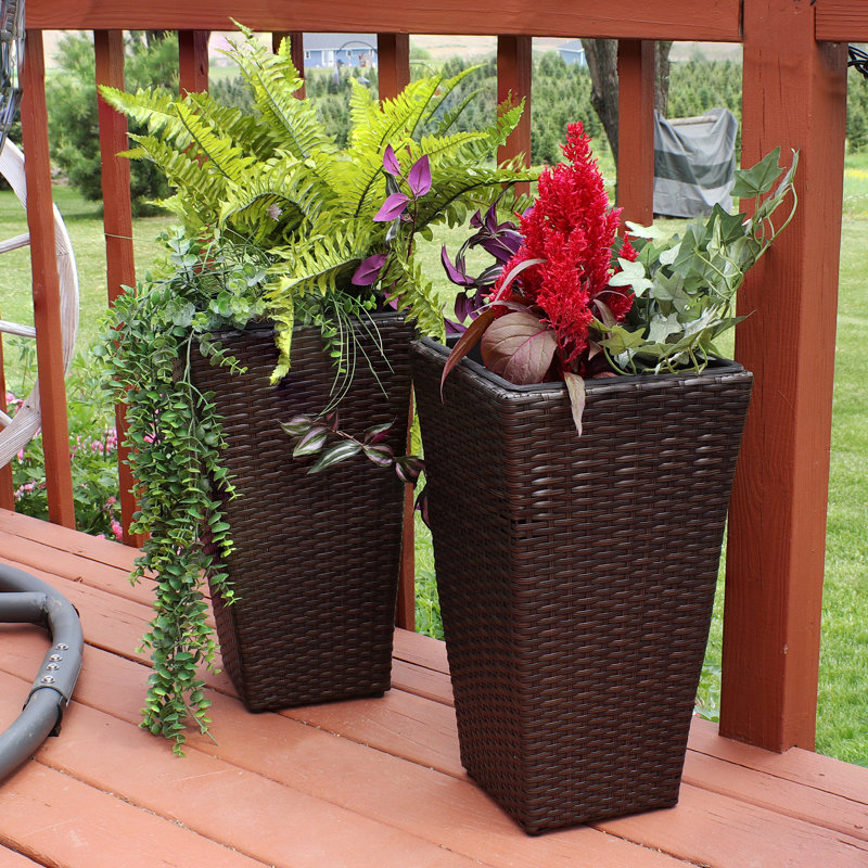 Ensemble de pots d'extérieur carrés en polyrotin brun avec doublure Saige - H 20 po, H 20 po x l 11 po x P 11 po, Brown