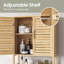Armoire de rangement au-dessus de la toilette-768412736