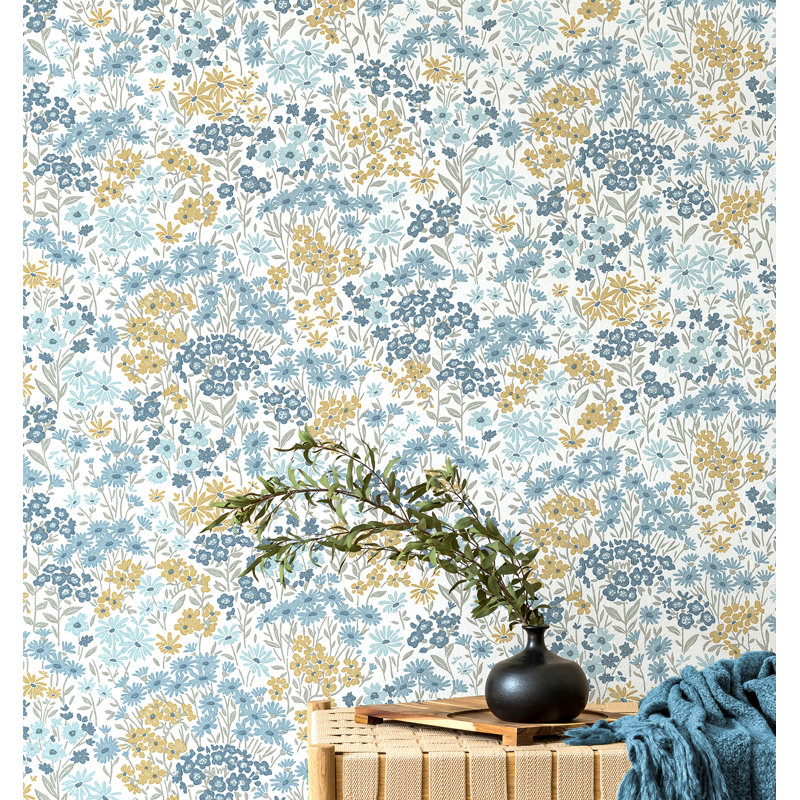 Ditsy Daisies Wallpaper, Light Blue