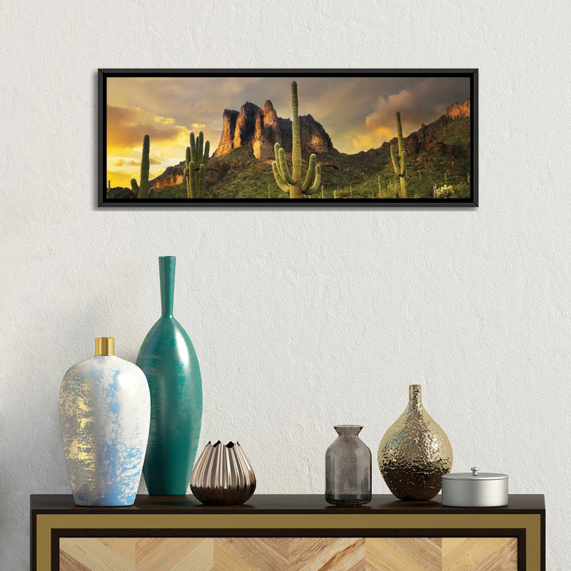 «Desert Sunset Panoramic», reproduction d'art sur toile encadrée, H 12 po x l 36 po, Noir
