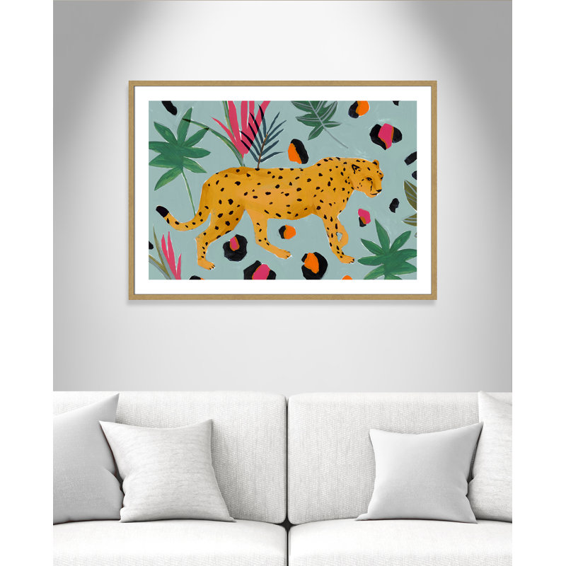 «Nyles Walking Cheetah II» par Isabelle Z - reproduction d'art, H 29,5 po x l 41,5 po x P 0,75 po