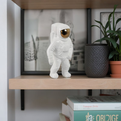 Modern Stoneware and Ceramic Astronaut Figurine - Sleek Space-Themed Decorative Accent with Detailed Suit and Helmet Design, Contemporary Home Art Piece for Unique Styling