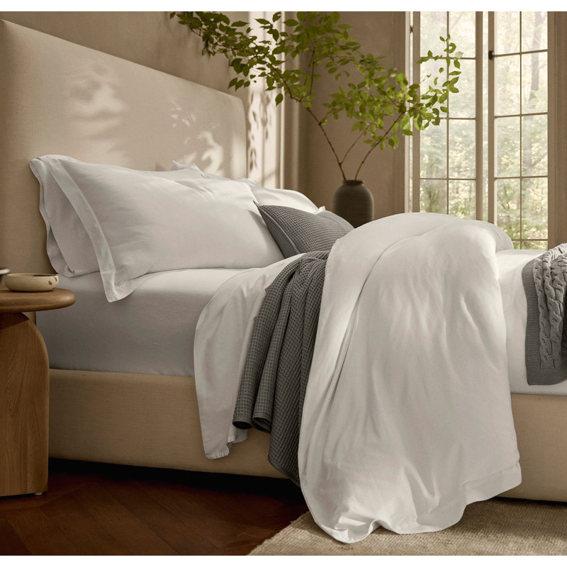 Signature Hemmed Duvet Set, Queen Duvet Cover + 2 Standard Shams, White