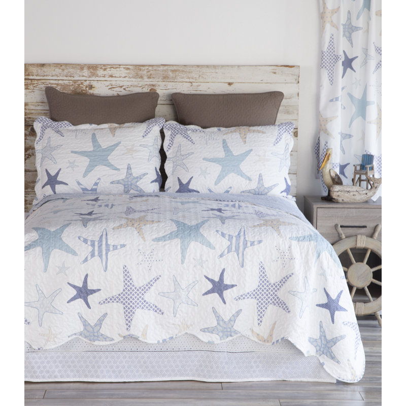 White and Blue Starfish Coastal Queen Microfiber Quilt Set