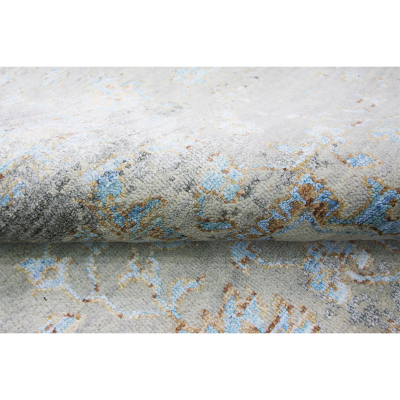 Oriental Area Rug in Silver, Rectangle 8' x 10'