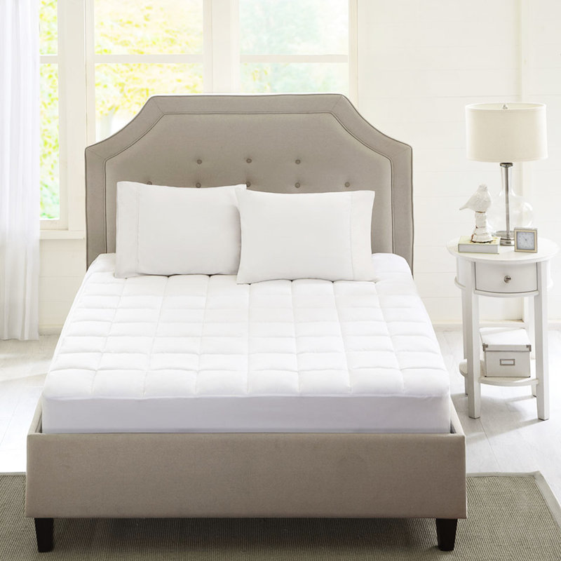 Protège-matelas en microfibre 3M - absorbant, détachant, s'adapte aux matelas jusqu'à 18 po, microfibre douce et confortable