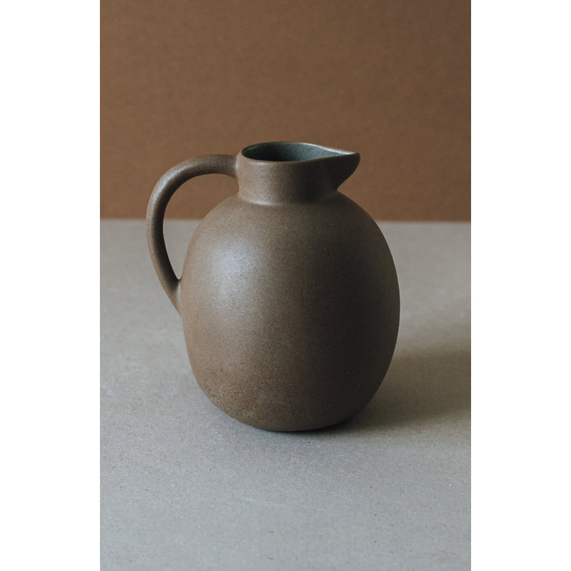 Ball Pitcher