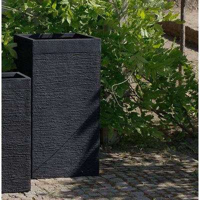 Adlai Pot Planter