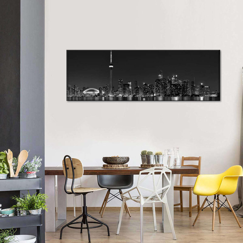 Toronto, impression sur toile monochrome, H 8 po x l 24 po x P 1 po