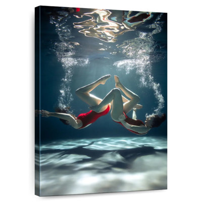 Sireci Synchronized Swimming Duo