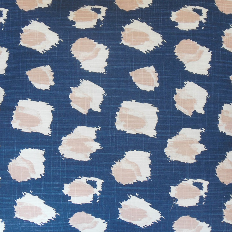 Coussin décoratif en coton Zedd Ikat, Hauteur (18 po) x largeur (18 po), Rosé